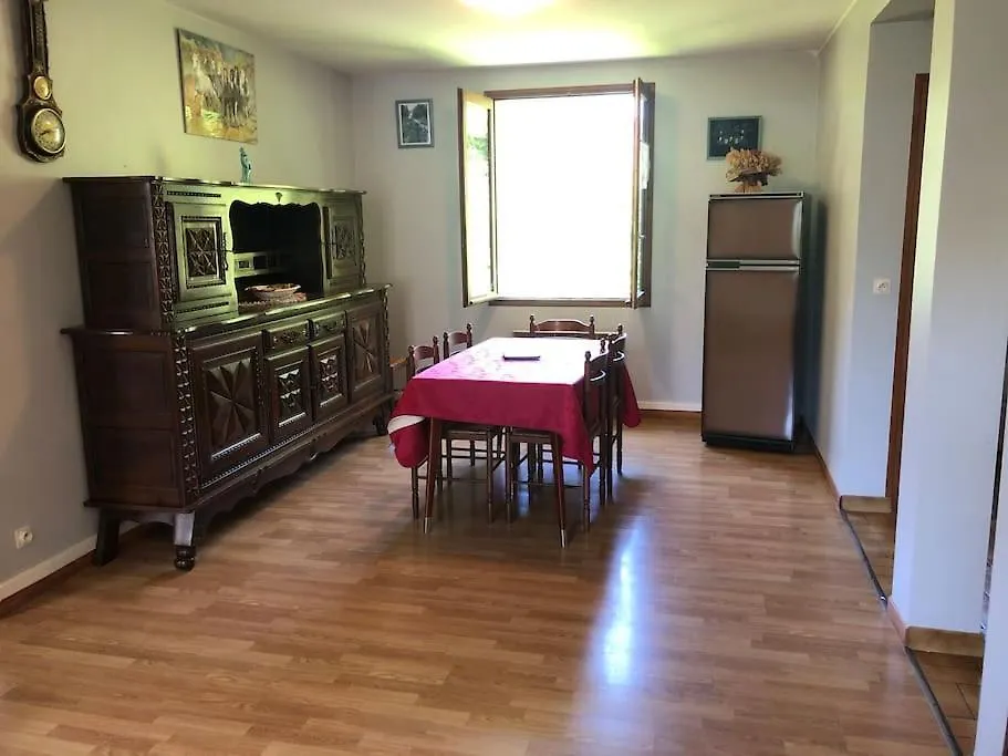 Appartements 8 Personnes, Estaing Estaing  0*, Estaing (Hautes-Pyrenees)
