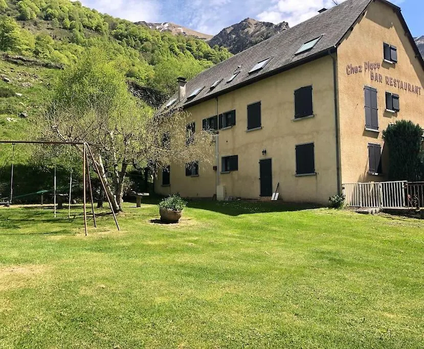 Appartements 8 Personnes, Estaing location